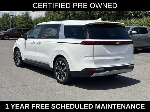 Used 2024 Kia Carnival EX FWD image 4