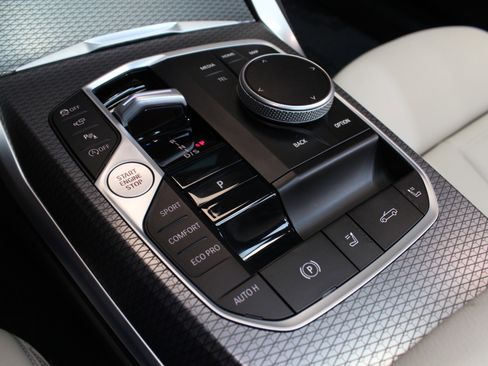 Used 2025 BMW 430i xDrive Convertible w/ M Sport Package image 33