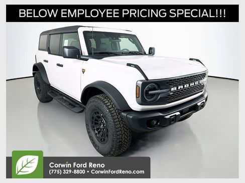 New 2026 Ford Bronco Badlands w/ Sasquatch Package AWD/4WD image 1