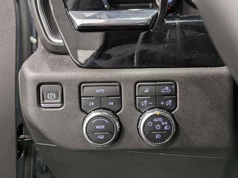 Used 2024 GMC Sierra 1500 Elevation w/ Elevation Premium Package image 21