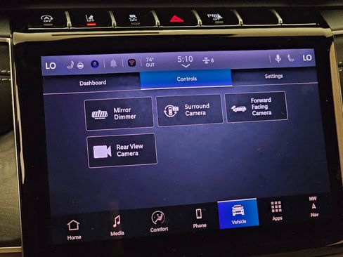 New 2025 Jeep Grand Cherokee Limited w/ Luxury Tech Group II image 24