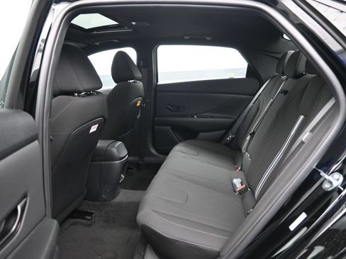 Used 2026 Hyundai Elantra SEL Sport Premium FWD image 30