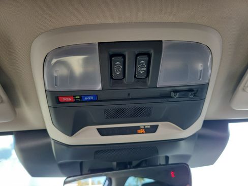 Certified 2024 Subaru Crosstrek 2.0i Premium image 22