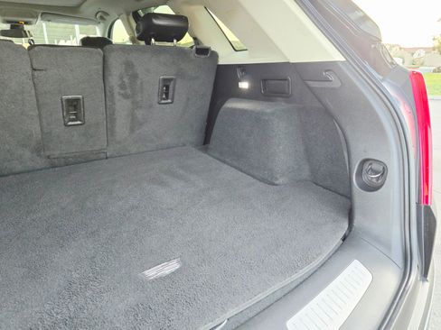 Used 2017 Cadillac XT5 Luxury w/ Driver Awareness Package image 45