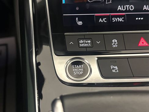 Used 2022 Audi Q7 3.0T Premium Plus AWD/4WD image 40