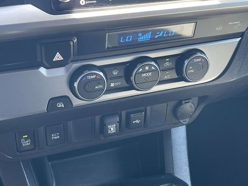 Used 2022 Toyota Tacoma SR5 w/ Technology Package RWD image 24