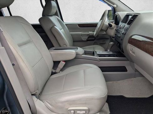 Used 2010 Nissan Armada Titanium RWD image 14