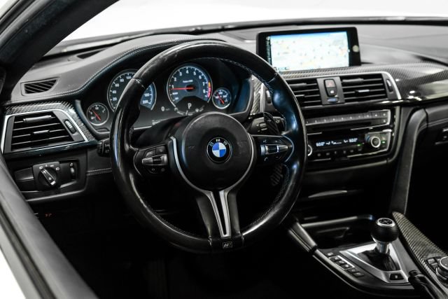Used 2016 BMW M4 Coupe RWD image 15