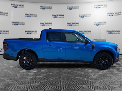 New 2025 Ford Maverick Lariat w/ Black Appearance Package image 6