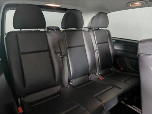Used 2016 Mercedes-Benz Metris Passenger w/ Premium Appearance Package image 19
