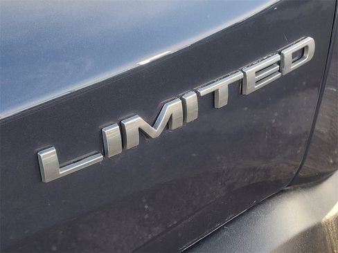 Used 2020 Jeep Renegade Limited w/ Safety and Security Group image 7