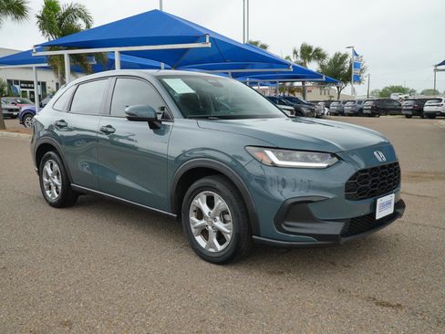 Used 2023 Honda HR-V LX image 3