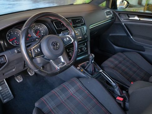 Used 2017 Volkswagen GTI Sport FWD image 16