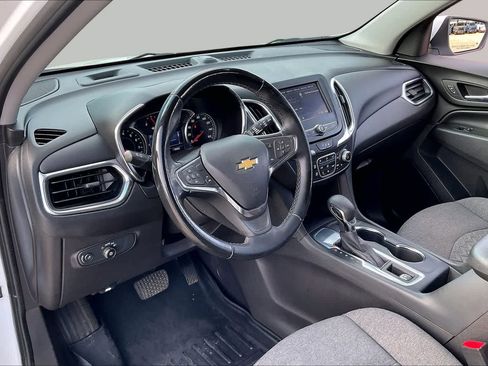 Used 2024 Chevrolet Equinox LT FWD image 17
