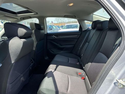 Certified 2020 Honda Accord EX image 9
