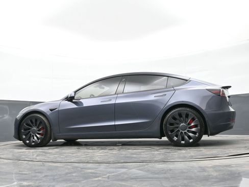 Used 2022 Tesla Model 3 Performance image 36