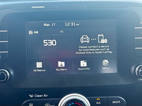 Used 2018 Kia Soul + FWD image 14