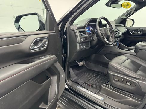 Used 2023 Chevrolet Suburban RST w/ Luxury Package AWD/4WD image 17