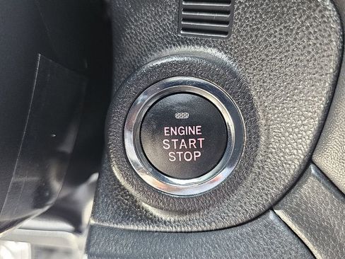 Used 2024 Subaru Outback Touring XT image 31