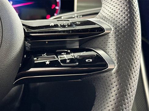 Certified 2026 Mercedes-Benz GLC 300 image 28