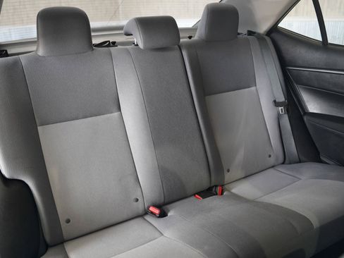 Used 2015 Toyota Corolla L FWD image 33