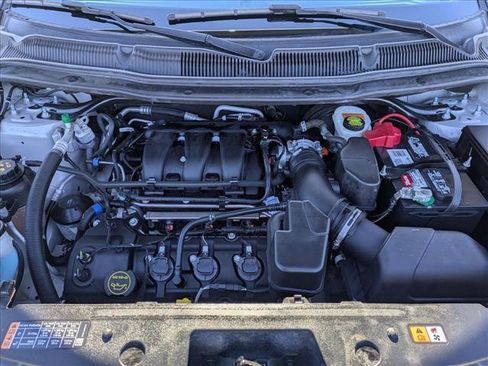 Used 2019 Ford Explorer XLT w/ Equipment Group 201A image 21