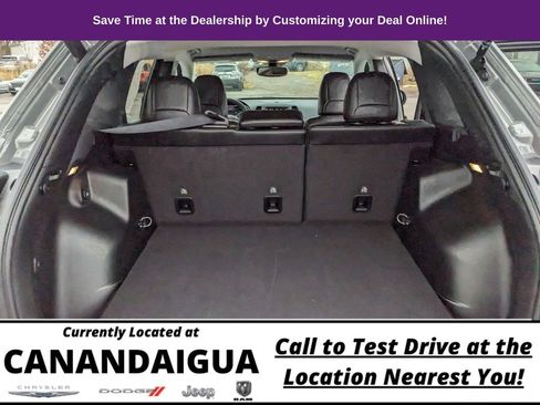 Used 2023 Jeep Cherokee Altitude Lux image 22