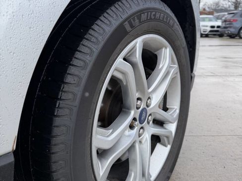 Used 2018 Ford Edge Titanium image 9