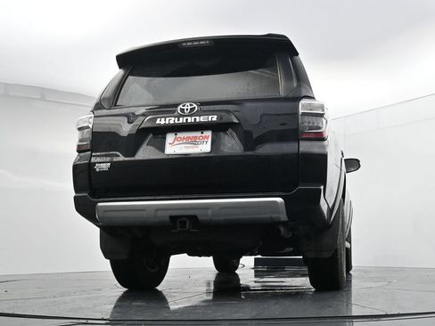 Used 2024 Toyota 4Runner TRD Off-Road AWD/4WD image 35