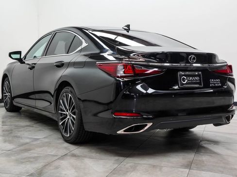 Used 2022 Lexus ES 350 w/ Premium Package FWD image 11