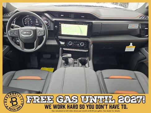 New 2026 GMC Sierra 1500 AT4 w/ AT4 Premium Package AWD/4WD image 11
