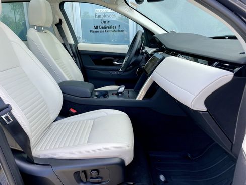 Certified 2025 Land Rover Discovery Sport S AWD/4WD image 15