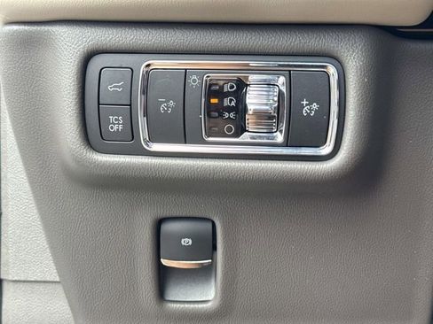 Certified 2023 Lincoln Nautilus AWD w/ Premium Package image 20