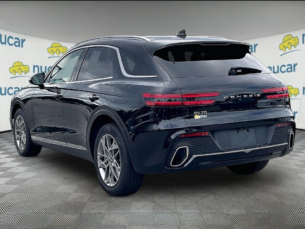 Used 2025 Genesis GV70 2.5T AWD/4WD image 4
