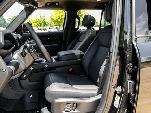 New 2026 Land Rover Defender 130 V8 AWD/4WD image 43