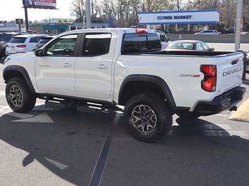 Used 2026 Chevrolet Colorado ZR2 image 8