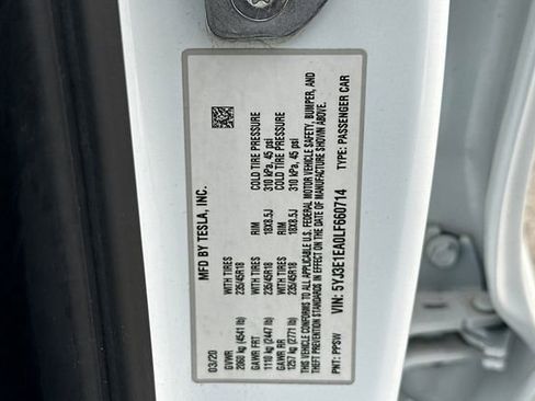 Used 2020 Tesla Model 3 image 32