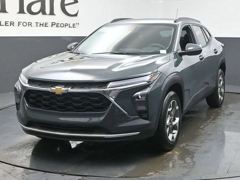 New 2026 Chevrolet Trax LT FWD image 7