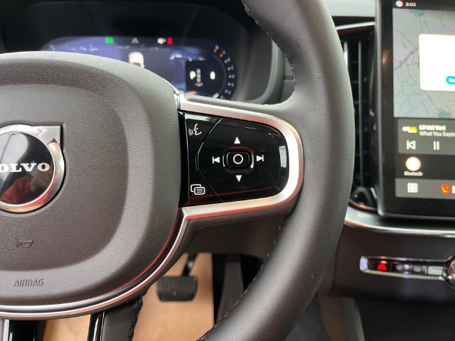 Used 2026 Volvo XC90 B6 Ultra w/ Protection Package AWD/4WD image 13