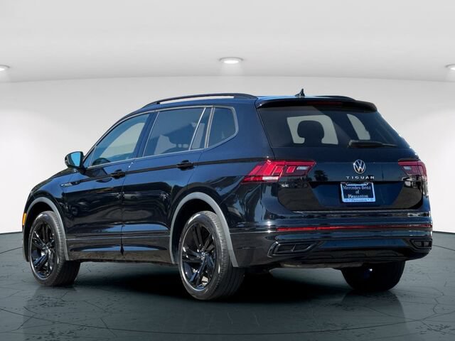 Used 2023 Volkswagen Tiguan SE R-Line FWD image 4
