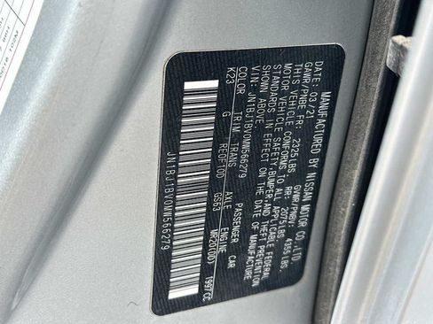 Used 2021 Nissan Rogue Sport SV FWD image 18