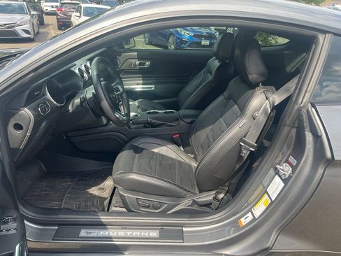 Used 2022 Ford Mustang GT Premium w/ Equipment Group 401A RWD image 20