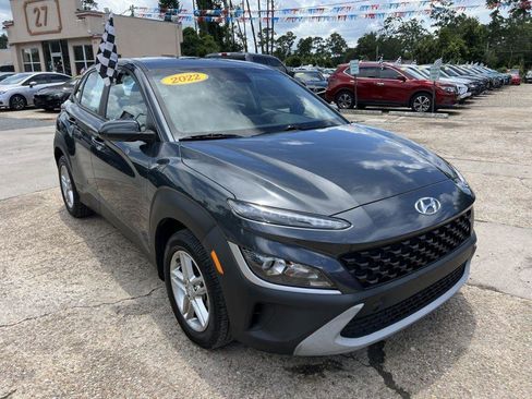 Used 2022 Hyundai Kona SE FWD image 3