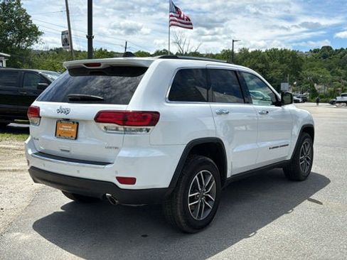 Certified 2022 Jeep Grand Cherokee Limited AWD/4WD image 6