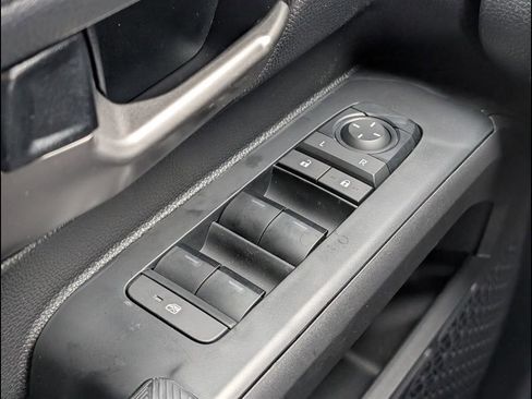 New 2025 Toyota Tacoma TRD Off-Road image 16