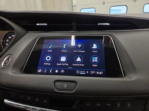 Used 2023 Cadillac XT4 Premium Luxury w/ Technology Package AWD/4WD image 16