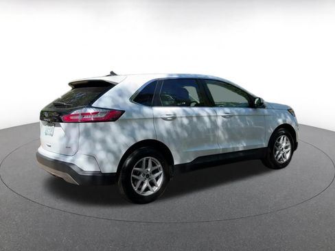 Used 2024 Ford Edge SEL AWD/4WD image 15