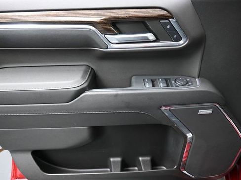 Used 2024 GMC Sierra 1500 Elevation w/ Elevation Premium Package image 13