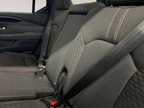 New 2025 Honda Pilot Sport image 13