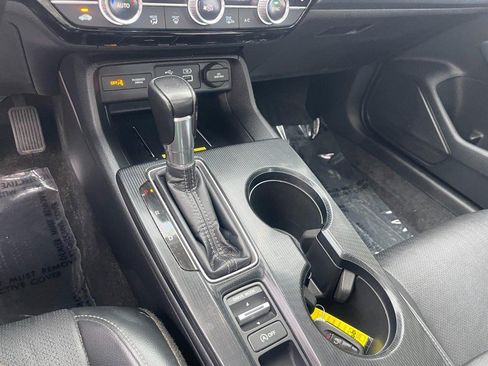Used 2022 Honda Civic Touring image 28